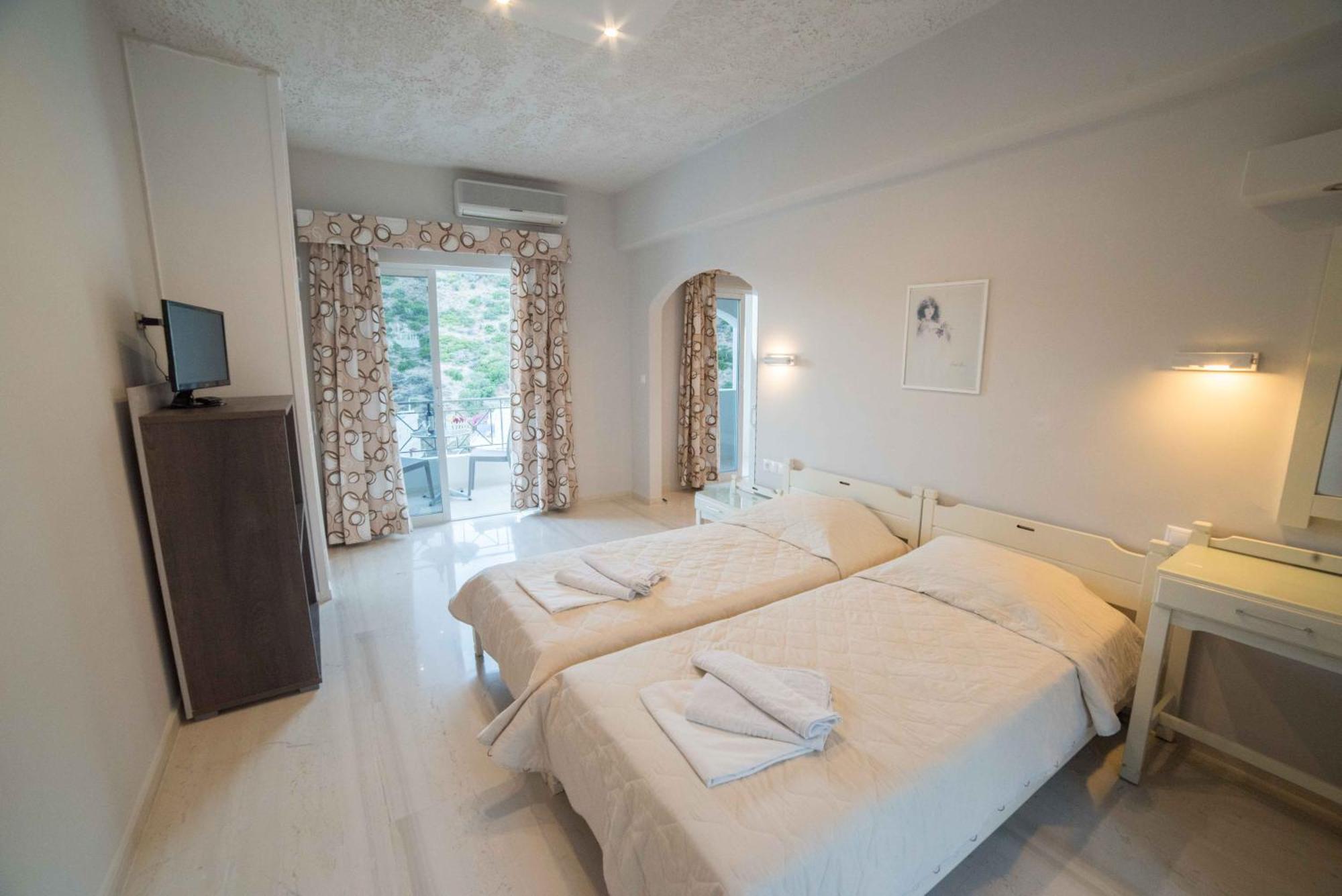 Athena Apartments 아기아갈리니 외부 사진